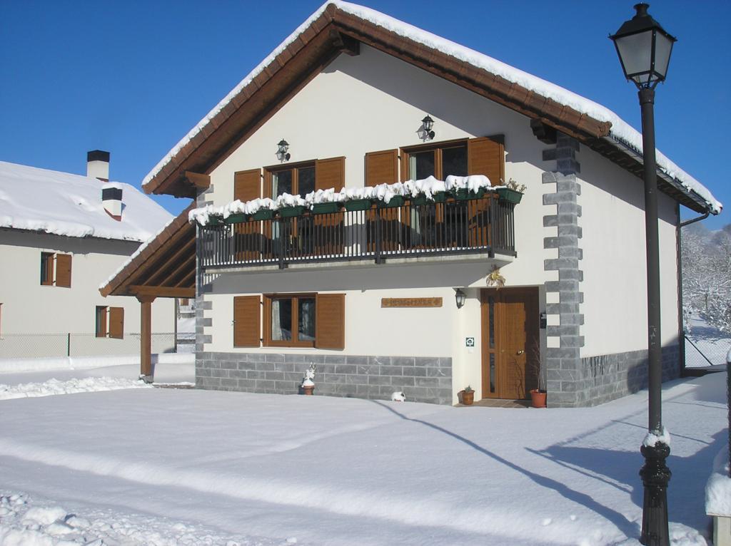 Albergue Irugoienea Espinal-Auzperri المظهر الخارجي الصورة